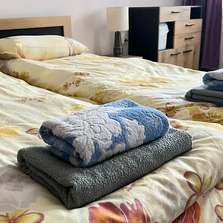 Charming Urban Retreat In Апартаменты София