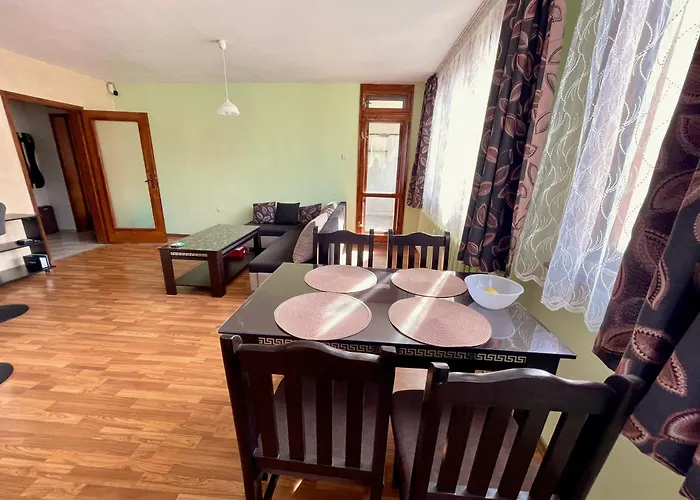 アパート Charming Urban Retreat In