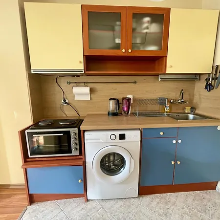 Διαμέρισμα Charming Urban Retreat In
