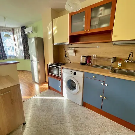 Charming Urban Retreat In Διαμέρισμα Σόφια